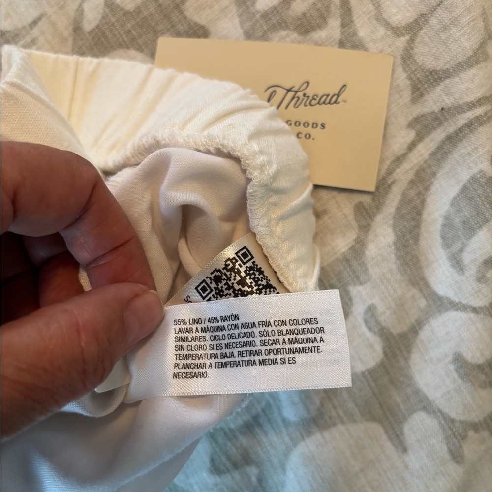 Universal Thread Linen White Shorts - Picture 15 of 15